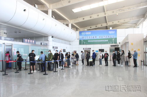 德令哈機(jī)場(chǎng) 航空與旅游融合，打造精品游項(xiàng)目新篇章